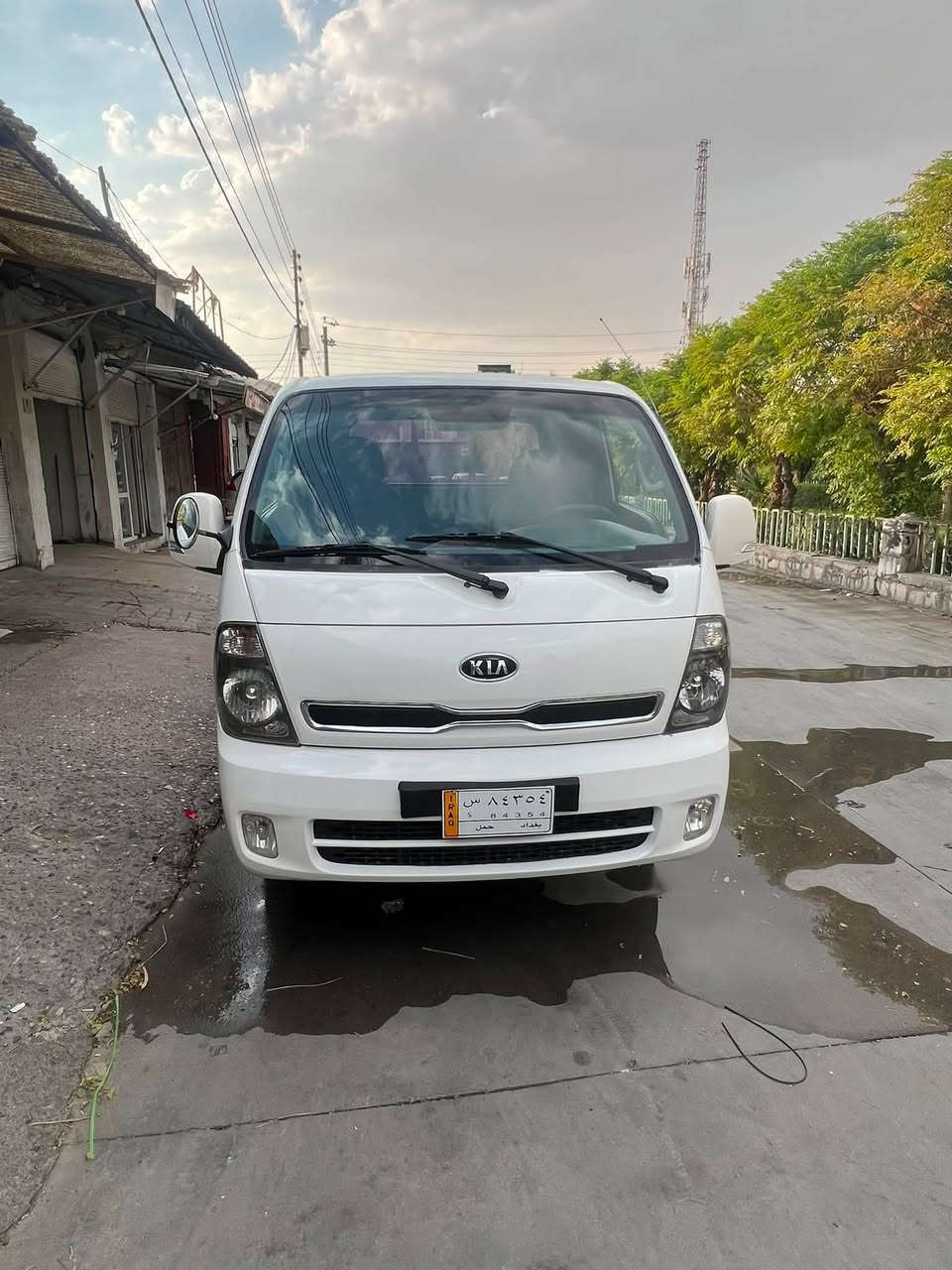 سە رەتا بە ناوی خوا
کیا بار بیلاد ٢٠١٢ براوە 
٧گیر
مە کینە رە ش سی هەزاری سوپە ر 
گیرومە کینە و ئە کسل بە شە رتی ١٠وە ستا
تە بردید لە سە رسویچ 
بریکی بە سراوە 
٦تایە ی تازە ی لە سە رە 
بودی سفر ناوبودی تیاتە 
قە پات مواسە فاتە ٥دوگمە ی فول 
دە بل سە لە یە 
ئاوینە ئیشراتە 
قە ترە رزیوی نیە 
چالو شوختو قوپاوی نیە 
دە عمو لی دراوی نیە 
کامل مە سروف کراوە 
نمونە لە جوانی 
شوین هە لبجە ی تازە 
سعری ٧٠گلا
***********
***********
