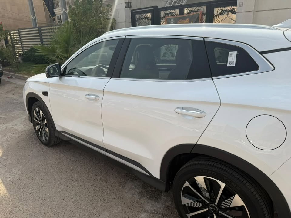 سونك بلص موديل 2025
ماشيه 6000
مكفوله من كلشي جديده جداً
13 كامره اوتو بارك 
بانوراما كرسي كهرباء
مكانها بغداد
***********
