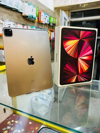 ايباد برو M1 • ١٢٨ • تايب سي ما تشتغل