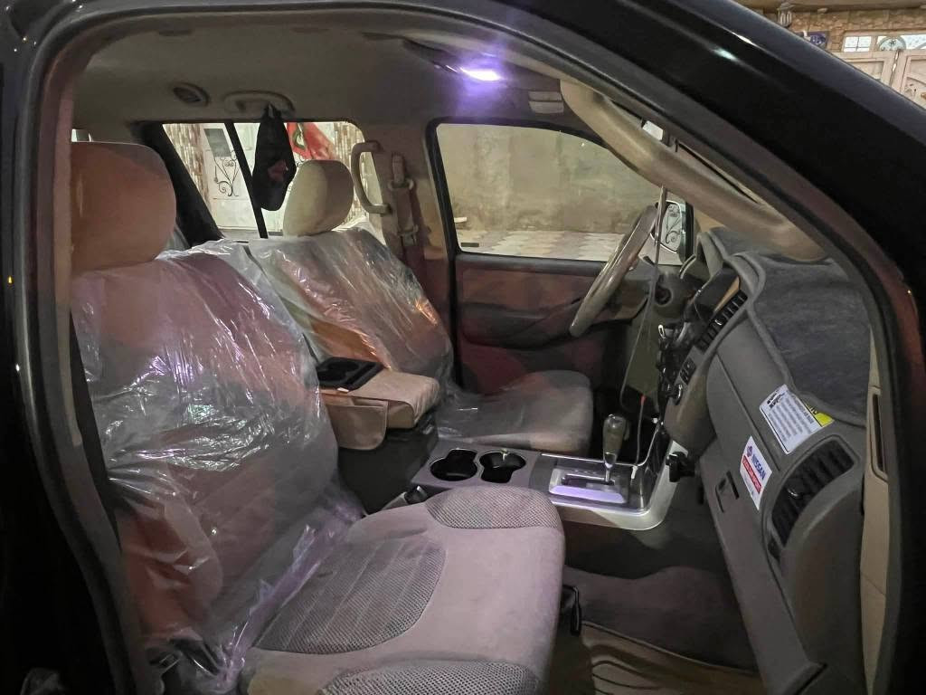 للبيع سيارة نيسان بافندر 
رقم بغداد الماني
 شرط تحويل ثاني يوم
مكفوله من الغرامات 
مشروع وطني موديل 2008
 ★ مصبوغه حزام جماليه   
★ لون السيارة  اسود غير محدد 
★ كير اوتوماتيك
★ صدر امامي و خلفي كلها جدد 
★ ويل كب بلادي
★ تبريد ثلج تدفئه جاهزه
★ كهربائيات كلها شغاله
★ جام 4 كهرباء 
★ارضية جلد 
 ★7مقاعد 
 » شاشه سماعه حديث
★ سنتر لك ريمونت 
» لايت  عالي ناصي
السيارة جاهزة من كلشي مال جناي 
مكان السيارة: واسط قضاء الصويره 
للأستفسار رقم الهاتف 
*********** الصويرة, واسط
