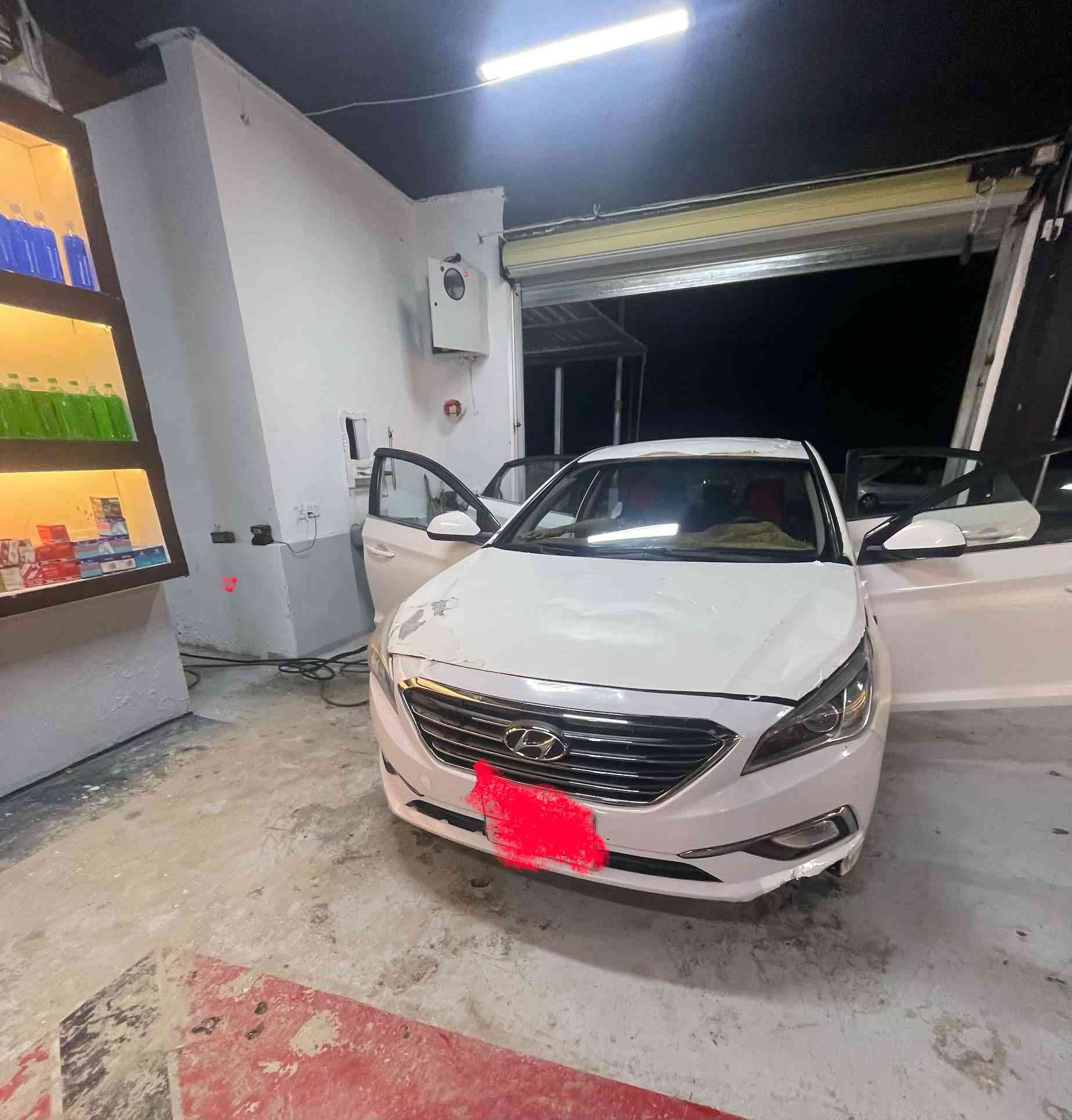 سوناتا 16مكصوص محرك 2400كارتون وكير جديد 6نمر صدر طبه  تبريد ثلج بيهه ملاحضات بلبونيد وبلجاملغ سياره جاهزه السعر 44وبيهه مجال ***********
