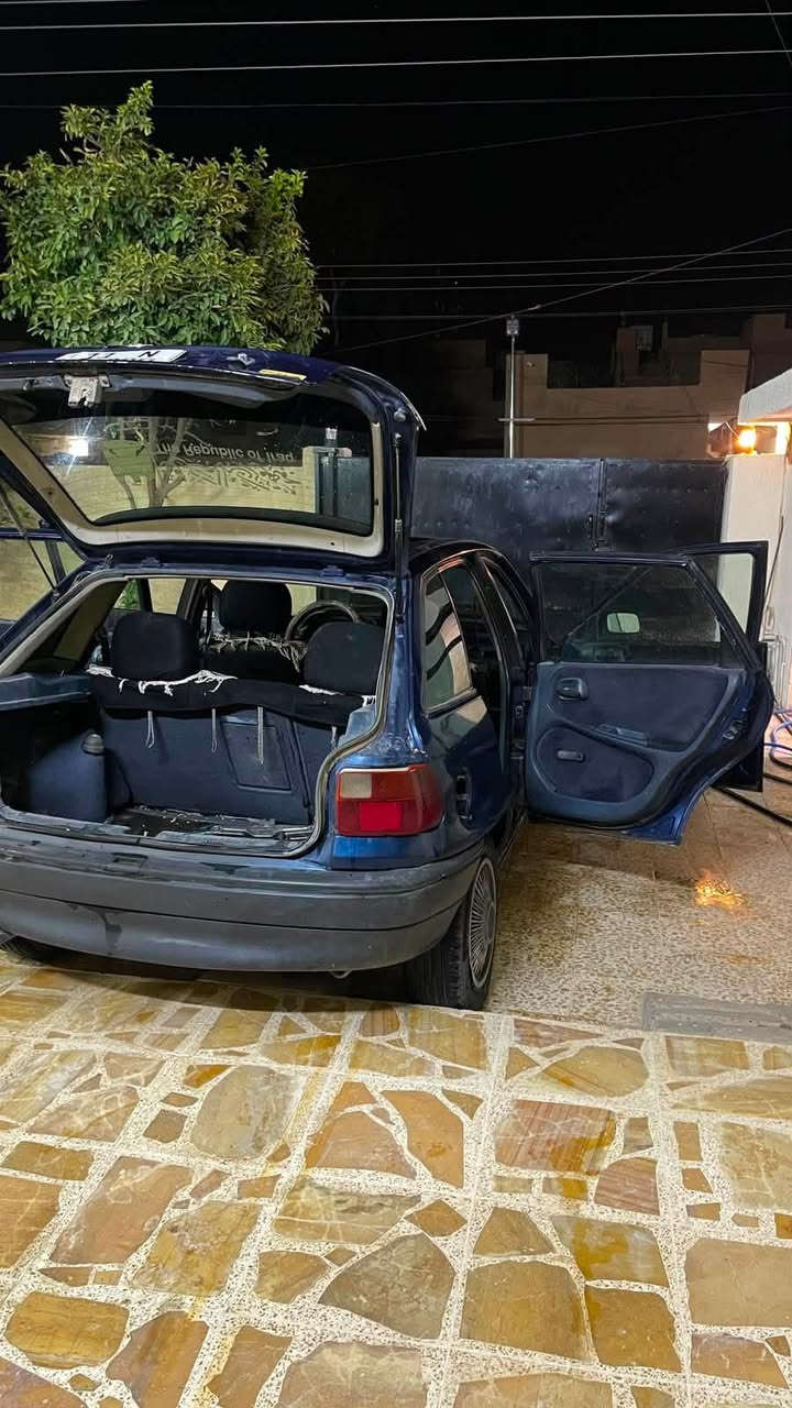 السلام عليكم 
اوبل اكسترا موديل 93
 رقم بغداد مشروع وطني نكليزي سنوية ل27
 صدر جديد
 محرك وكير قبل ٣ اشهر شديته 
تحويل ثاني يوم
سيارة نضيفة ومال بيت
مكانها تكريت 
***********
