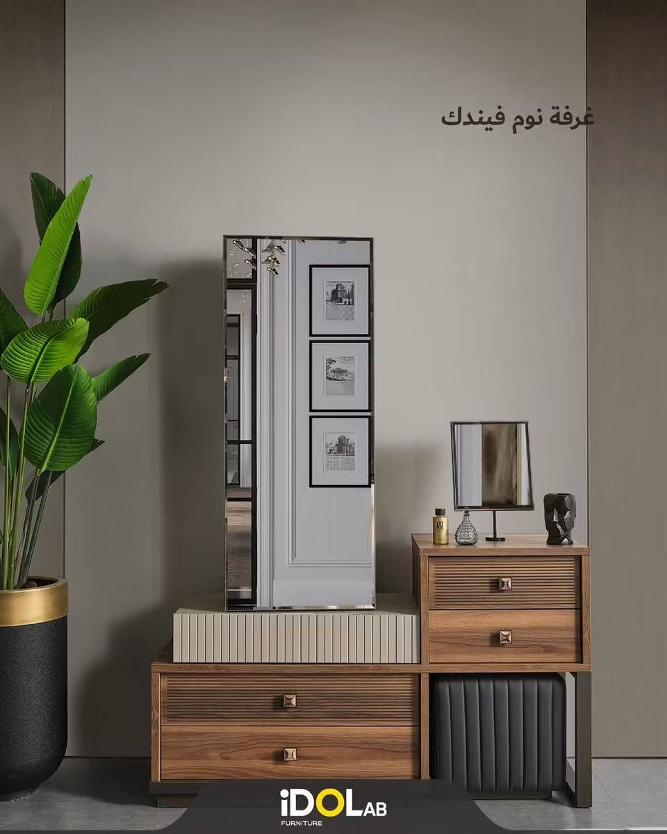 السلام عليكم،،غرلض بيت نظيفة سبب البيع انتقال من بيت الى شقة مكانا بغداد،كرادة،شارع ٤٢ الرجاء الحفاظ على خصوصية المنشور  *********** واتساب غير متواجد على الفيس دائما
