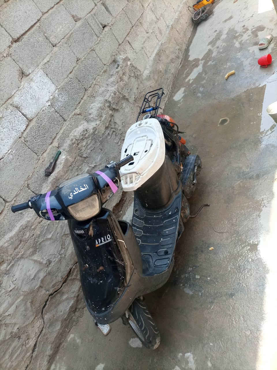 سلام عليكم دراجه بطه للبيع موديل 2003 كربايات شغاله شلعه تخبل  سلف هندر   سعر 125 الف مكاني كربلاء حي العامل ***********
