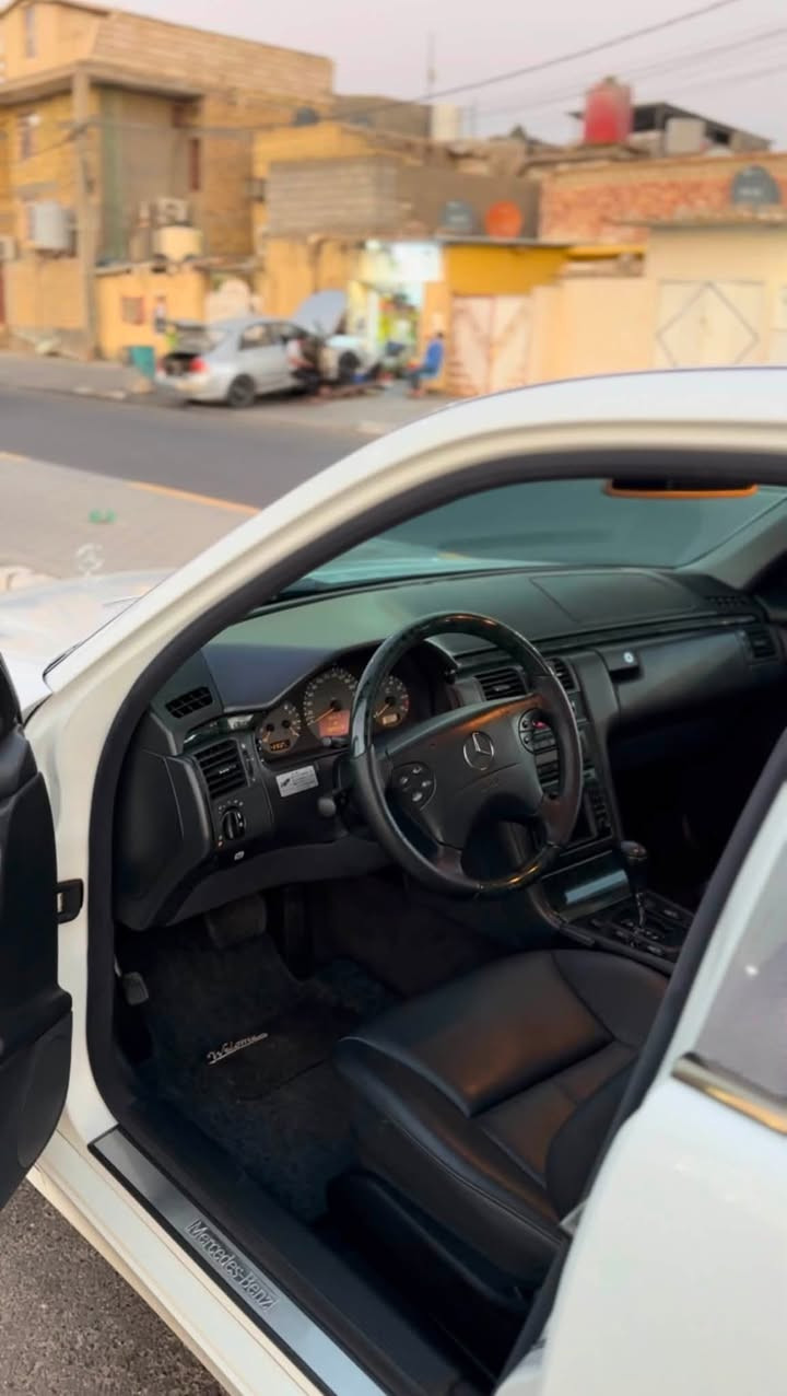 موديل 2000
حجم 320 E
محرك 6 V

ممشى 130km

كفاله عامه من الصبغ ولبارد ولتعديل  عدا قطعه وحده صبغ يابان

رقم بغداد تحويل مباشر 

مكاني بصره وراعيها خالي في بغداد 

سعر 210$ وبيها مجال قليل
***********
