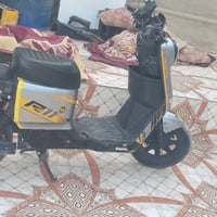 R11 ٢٠٢٦ • ٦ بطاريات • منفذ شحن