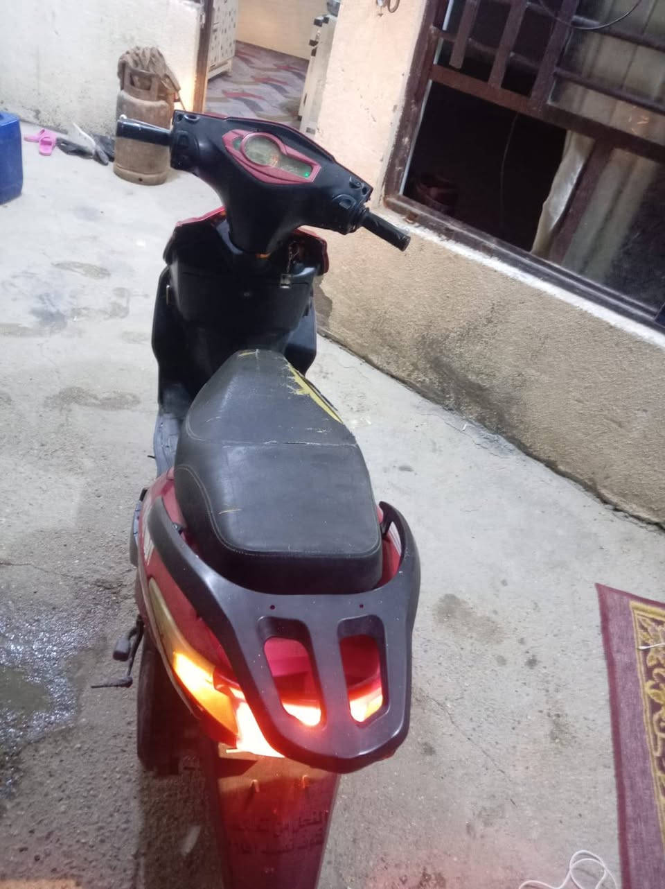 دراجه البيع سكنس صيني ريد 300وبيه مجال ***********نتصال وتساب
