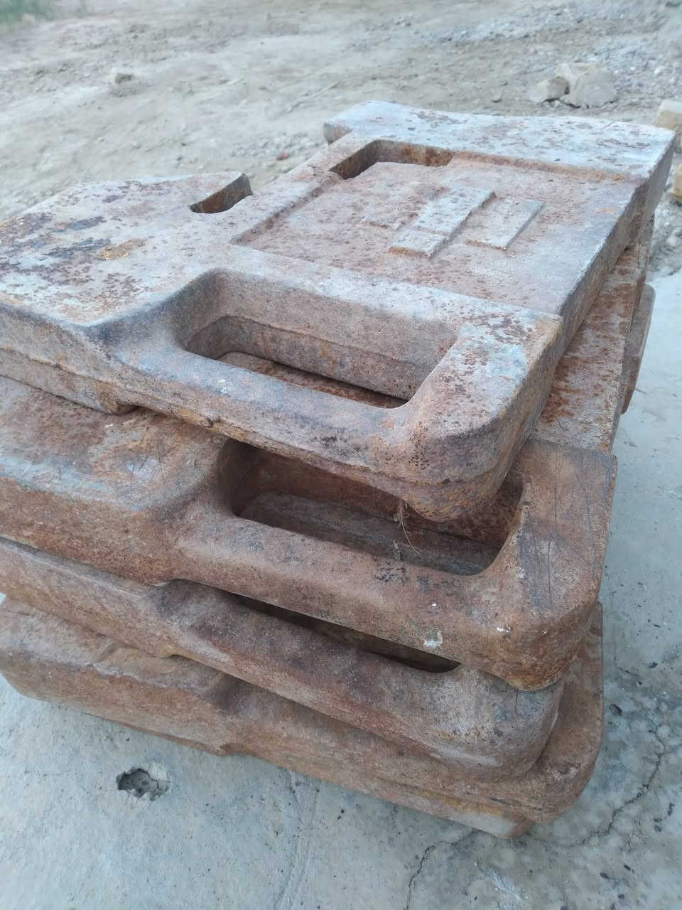 ضكالات • ٥ قطع • للبيع