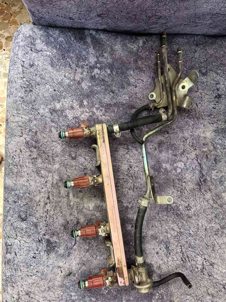 غراض نيسان ياباني
مازدة كاملة جهة السايق مع الفيشة جيب وشد 30 الف
مصطرة نوزلات على الشغل 30 الف
مراية مكسوة الماسكة مالتها 10 الاف
فرشة دشبول 3 الاف
كونترول تحكم شغال (فقط تحكم جامة السكن عاطلة) 10 الاف
چكمچة 10 الاف

*********** يوجد توصيل داخل بغداد فقط 5 الاف
