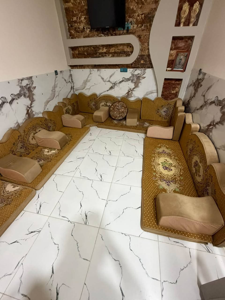 جلسه 12 نفر • أم وجهين