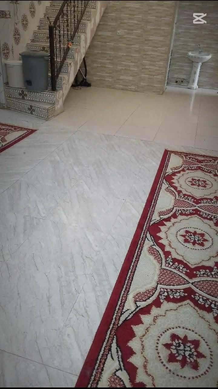 السلام عليكم بيت 200 متر زراعي مرقم من قبل البلدية مكانة حكيم مقابيل الدبية قريب تبليط الدبية متكون من غرف نوم عدد 2 وصالة كبيرة ومطبخ واستقبال صحيات داخلية وخارجية  وبيتونة كبيرة مغلف الصطح بعازل الايزوكام وترك  نضام (L) بنيان سنة 2021 السعر 50 الاستفسار متواجد خاص او اتصال
السلام عليكم بيت 200 متر زراعي مرقم من قبل البلدية مكانة حكيم مقابيل الدبية قريب تبليط الدبية متكون من غرف نوم عدد 2 وصالة كبيرة ومطبخ واستقبال صحيات داخلية وخارجية  وبيتونة كبيرة مغلف الصطح بعازل الايزوكام وترك  نضام (L) بنيان سنة 2021 السعر 50 الاستفسار متواجد خاص او اتصال***********
