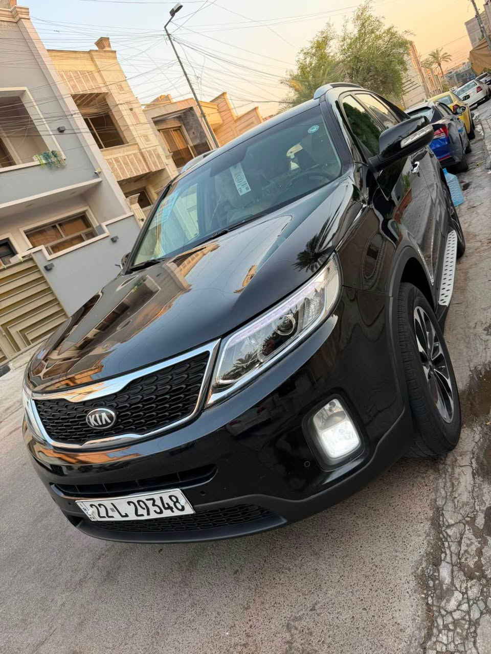 السلام عليكم 
كيا سورنتو موديل 2013 شكل 14خليجي مكينه 2400 دوش سيارة احلة من الصور مواصفات السيارة بصمة تشغيل بصمه أبواب تحكم ستيرن حاكية بلوتوث شاشة كاميرا خليه حساسات خليفي حساسات اماميه تبريد بيانو شاشة لمس كشن كهرباء مري شفط + اشاير بالمري لد امامي خلفي 7 راكب ثلاث قطع تبريد نظام ترحيب ثلاث أنظمة قيادة وبعد بيه هواي مواصفات سيارة بيه صبغ قطعتين بدون دواخل مكينه كير صدر تبريد تخم تاير كله جديد بالعافية عليكم ياخذها سيارة حديدة رقم أربيل سنوية ورقم جدد ثاني يوم تحويل مكان السيارة بغداد الاعظمية سعر 136 وبيه مجال رقم موبايل ***********         *********** Colombo, Sri Lanka
