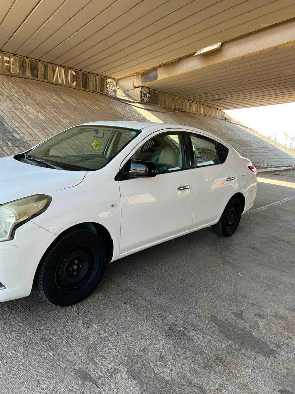 🚗 نيسان صني هندي موديل 2020 للبيع

✅ موديل 2020
✅ سنوية جديدة
✅ رقم جديد
✅ بطاقة بنزين
✅ تبريد ثلج ❄️
✅ السيارة نظيفة جدًا وجاهزة للاستخدام
✅ بدون معجون وصبغ
✅ جميع قطع السيارة بلاد (أصلية)

📌 الملاحظات:
• ضربة خفيفة بباب السائق غير معدلة.
• ضربة خفيفة برأس الجاملغ الخلفي (سكن) وتم تعديلها تعديل بارد.

💰 السعر: 105  وبي مجال بسيط

📞 للاستفسار:
*********** كركوك, العراق
