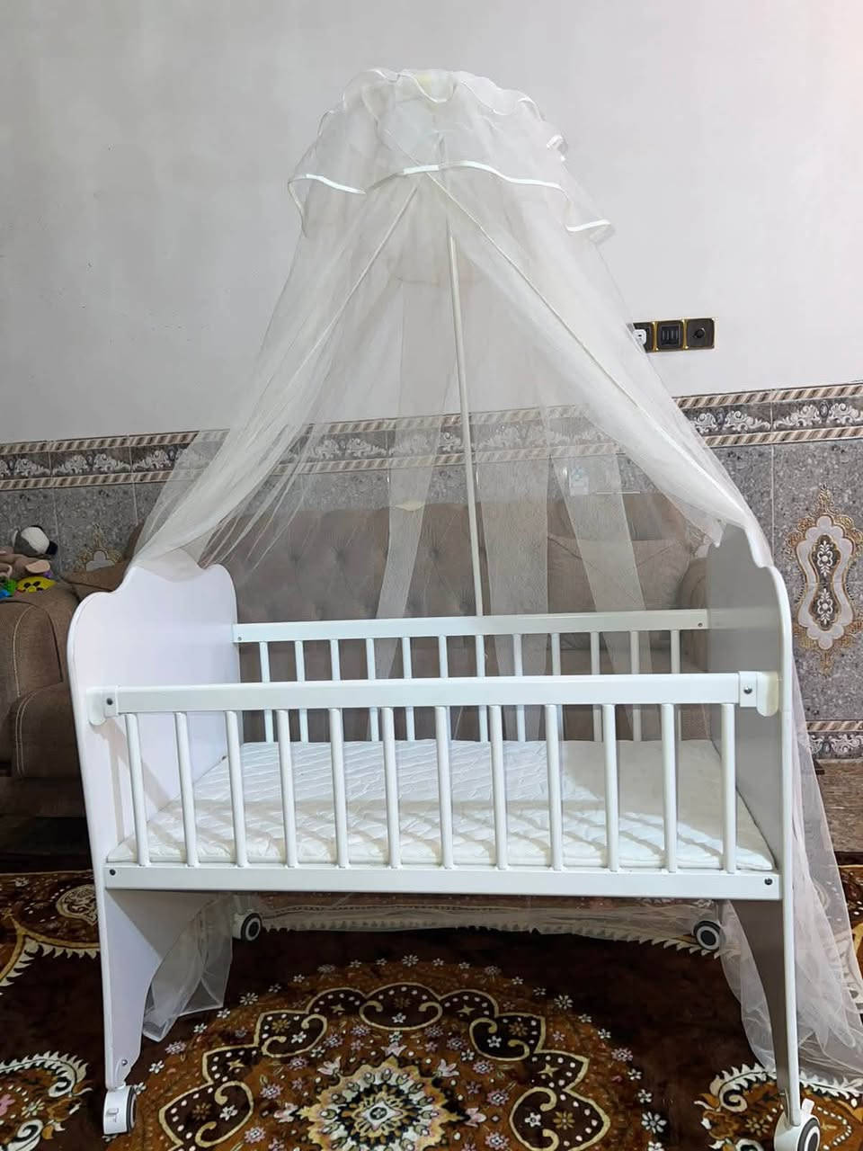 السلا عليكم
عندي كاروك عدد 2
نظيفات كلش 
اشتريت الواحد ب ١١٢ واريد ابيعهم ب ٨٠ 
مستخدمتهم شهرين بس/***********
