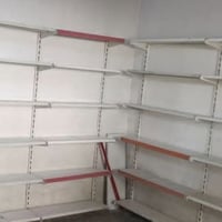 رف حائط • مستعمل • سعر مناسب