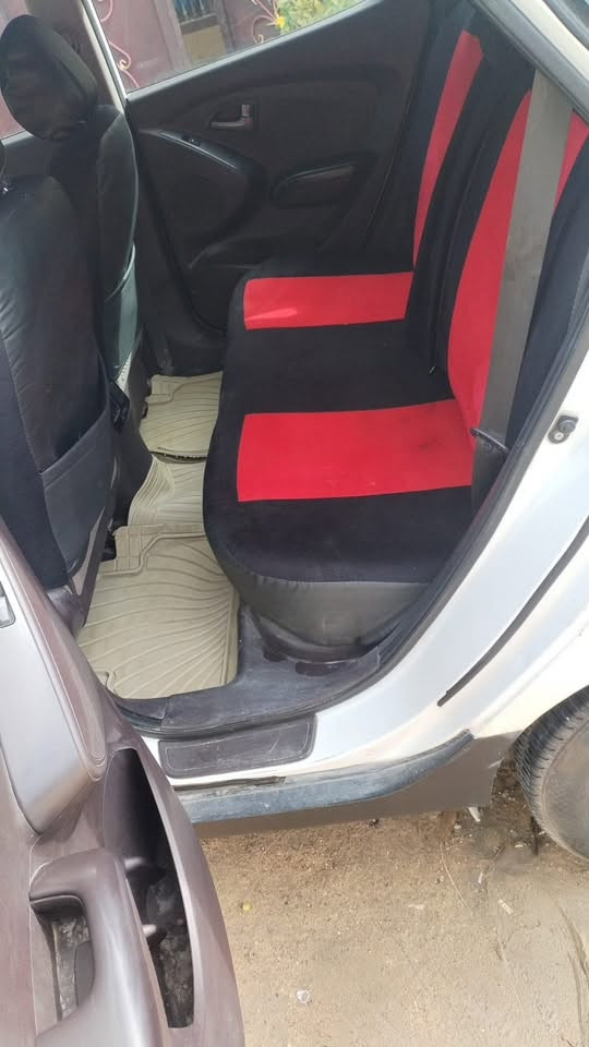🚗 للبيع هيونداي توسان 2015 خليجي 🚗
✅ موديل 2015 – خليجي
✅ اللون: أبيض
✅ رقم نجف وباسمي مباشرة
✅ صبغ قليل جدًا بالبنيد فقط، وكل شيء موضح بالسونار بكل شفافية
✅ حدادية جديدة
✅ تبريد ثلج ❄️
✅ شاشة كبيرة
✅ تحكم بالدركسون (ستيرن)
✅ السيارة ما بيها أي نقص، جاهزة للاستخدام وما تحتاج أي مصروف

📍 المكان: النجف
💰 السعر: 160قابل للتفاوض للجادين بعد المعاينة.

للمهتمين التواصل على الرقم 

***********

***********
، والمعاينة خير دليل.
