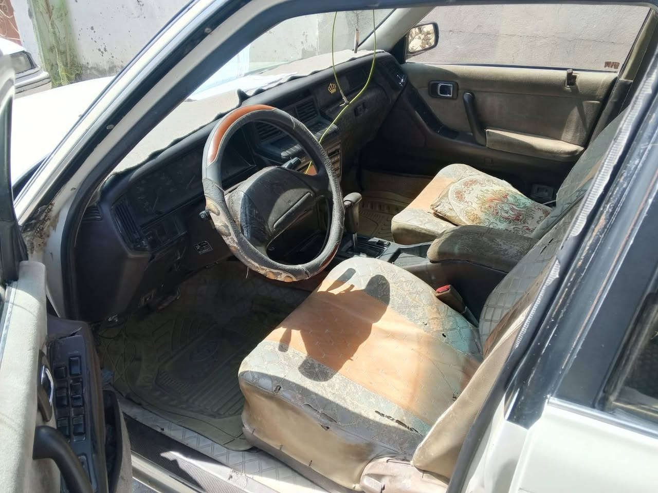 سيدان موديل 90  رقم نجف مشروع وطني سنويه بعد شهر وتسقط  حداديه ١٠٠٪١٠٠ جديده خلفي امامي تبريد شغال. تخم تاير وباتري توني شادهن  دواخل جديده تخم بطاين جدد   سنتر لوك شغال ريمونت شغال كهربايات كله شغاله مابيه كل نقص  جام كهربائي تخم شغالات  بيع او مراوس سعر ٤٢ بيه مجال بسيط  مكان نجف *********** واتساب أو اتصال
