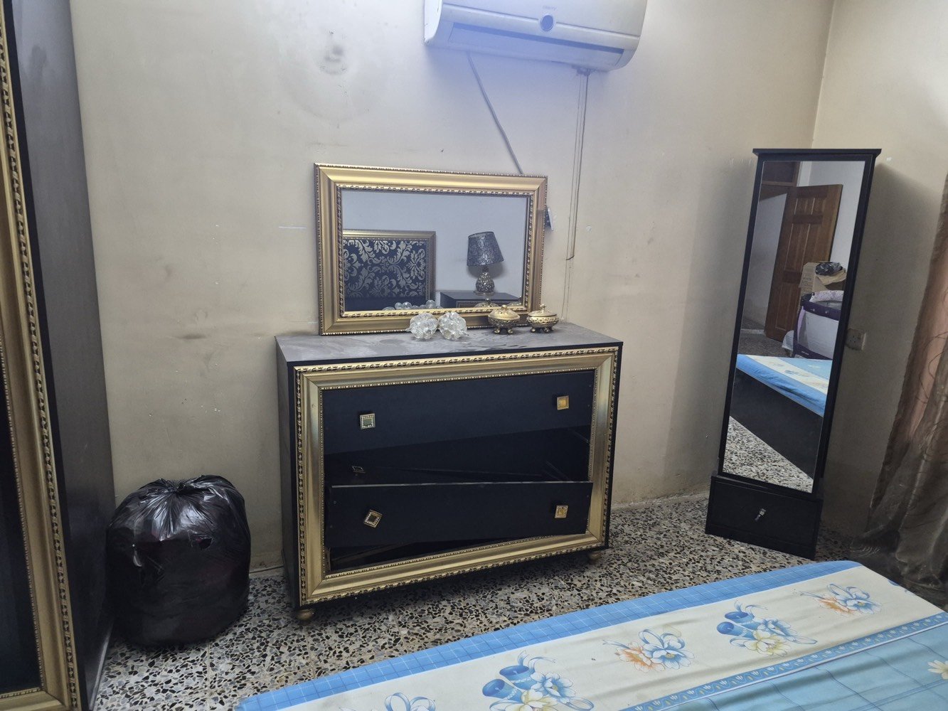 غرفة نوم تركية • ٦ قطع • بغداد ضباط القاهره