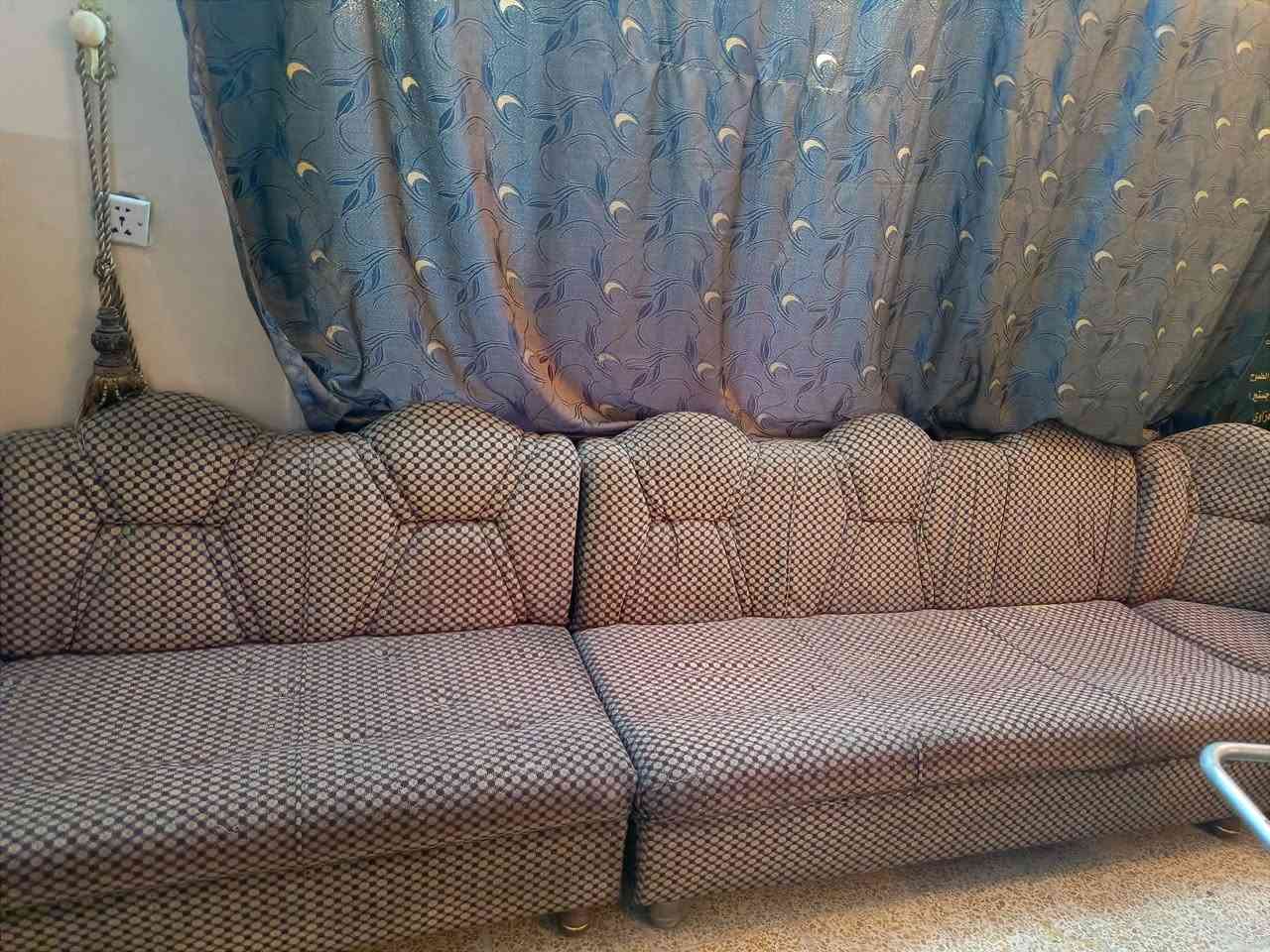 طخم للبيع بسعر 150 الف  
وبينو مجال 
تواصل مع هذا الرقم ***********
