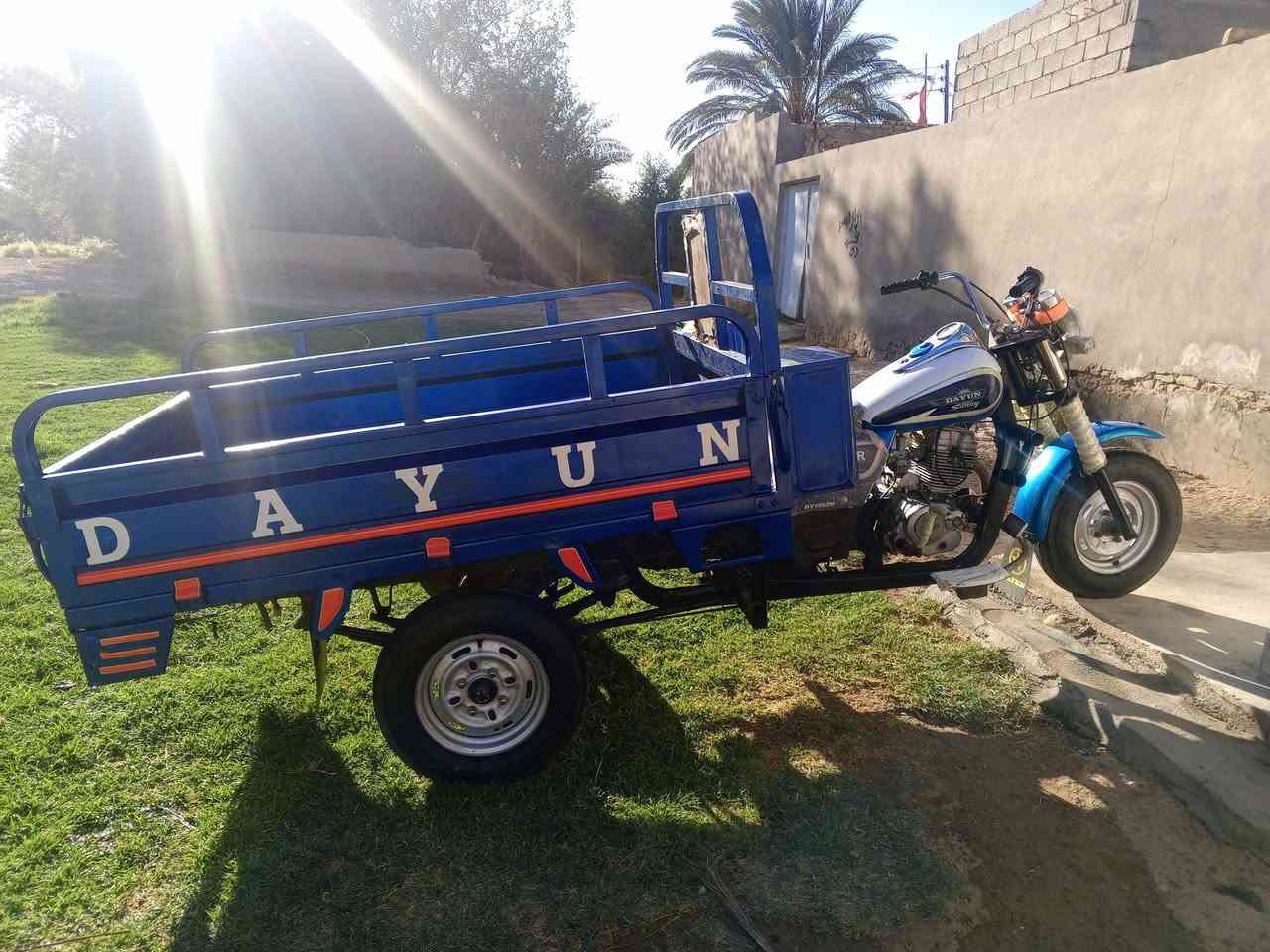 السلام عليكم ستوته للبيع 14 ستوته نضيفه كلها شغاله والشراي بي خير ويدالل هاذه رقمي ***********
