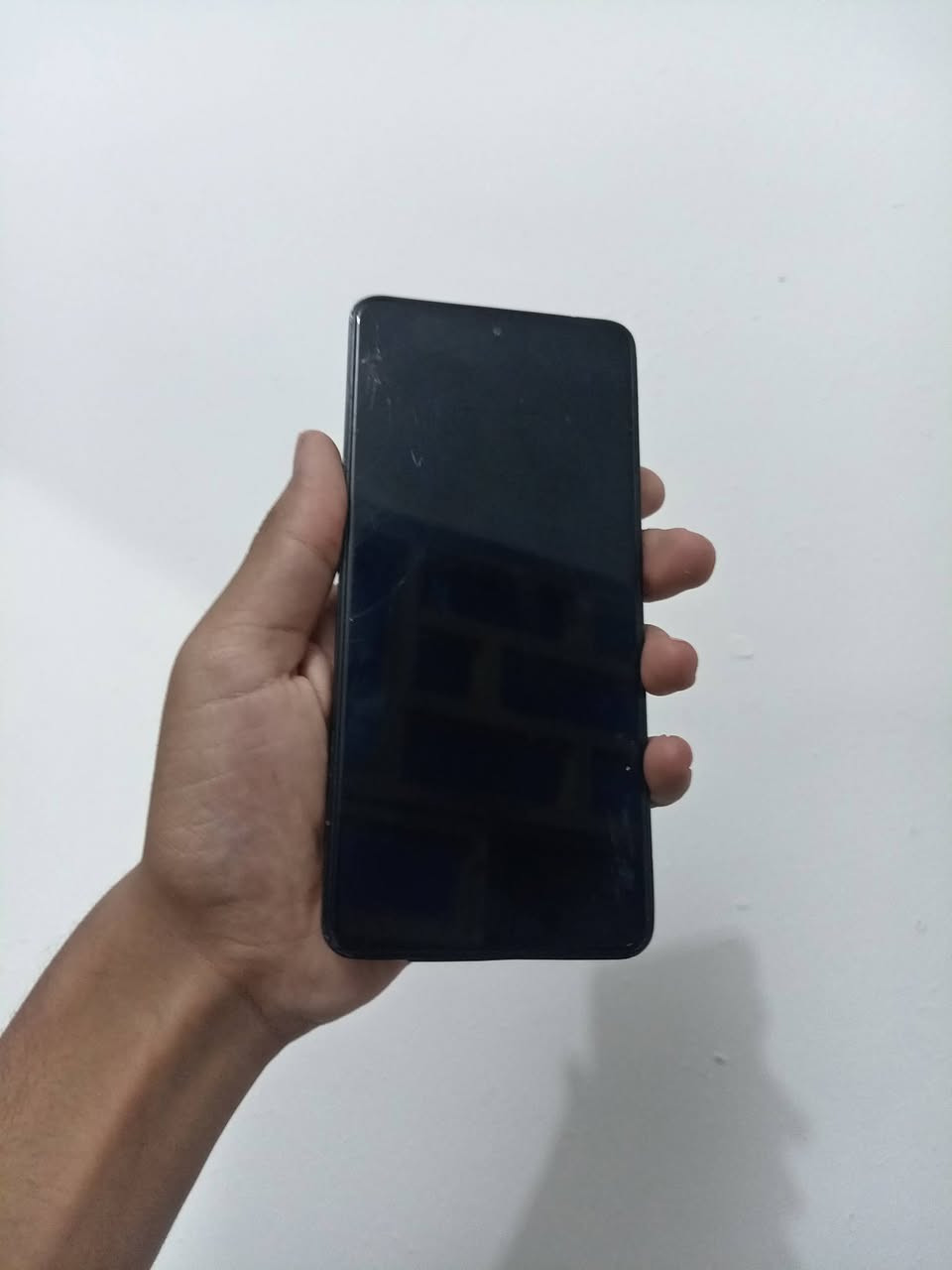 السلام عليكم للبيع
تكنو كامون 20 برو 5g غني عن التعريف
ذاكره 256   رام 8
بوبجي 90 فريم

المعالج ماله عاطل فقط ويتصلح شرط
السعر 60 الف قفل
الخاص مفتوح
 ***********
يوجد توصيل
