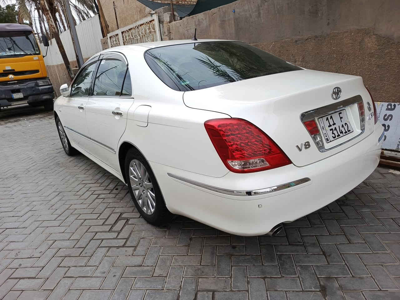 السلام عليكم سيارة ماجستة 2004 مفولة خمس دكم كشنات جلد كام مواصفات فتحة لا دار تحكم ستيرن رقم بغداد مكفولة من تحويل مكان زعفرانية رقم الهاتف ***********
