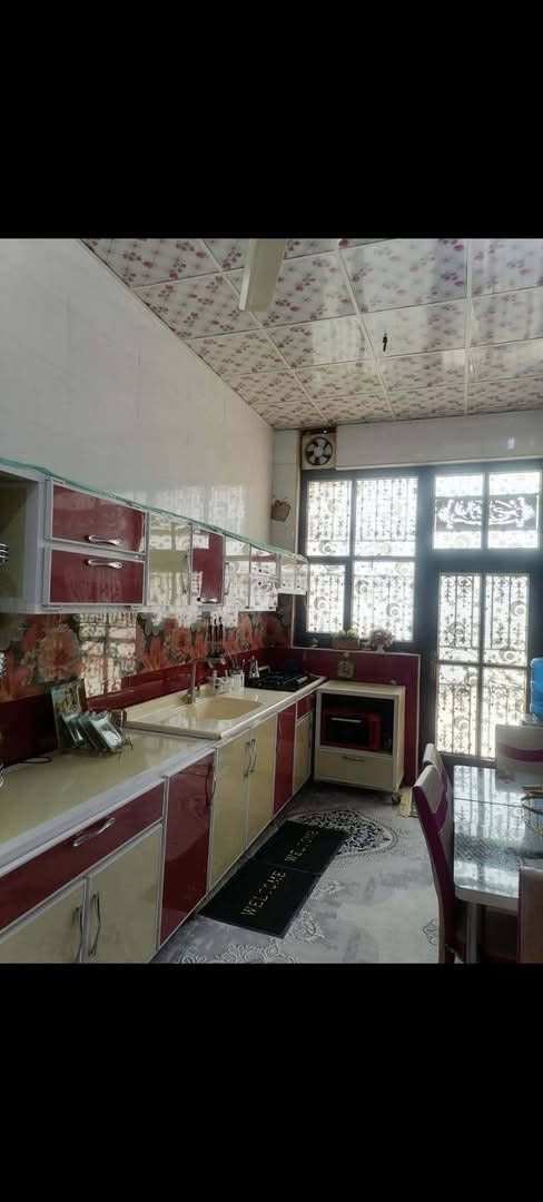 بعفك القاطع • ١٢٥م • طابقين