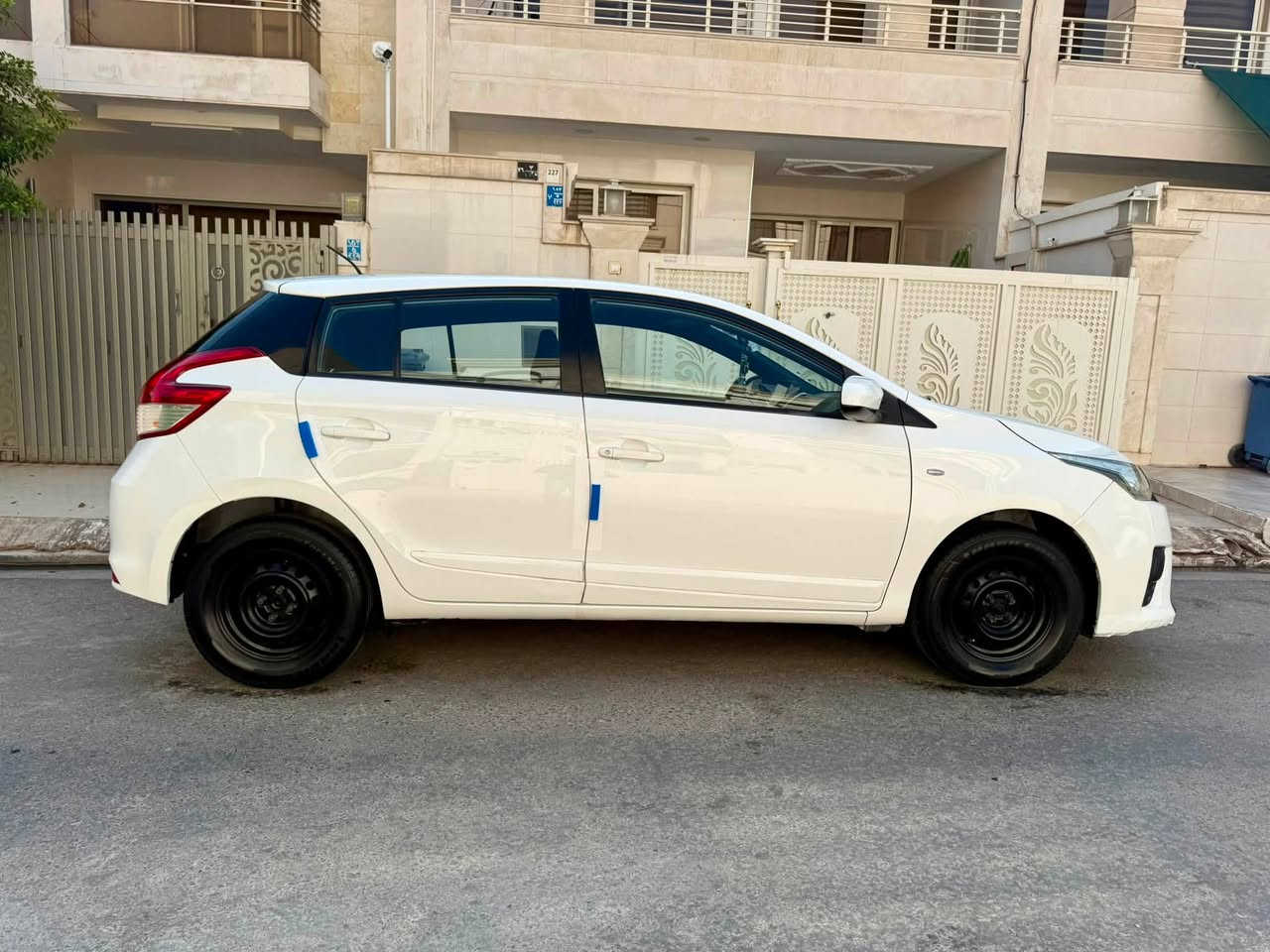 سلاو
يارس ٢٠١٥
سبي بةفري
يةك جاملغي بيشةوةي بةمبة بةبي دةعم بةبي زورةوة
كيرو مةكينةو تةبريد بةشةرت
تاخمي تايةي تازةي لةزيرة
سعري ١٠٨ $$$
ومةجاليكي برايانة
سةيارةكة تابلييي جوانو خاوينة
شوين هةولير
***********
***********

سلام عليكم يارس ٢٠١٥ 
جاملغ امامي مرشوش اثر شخط بدون حادث بدون دواخل
البقية كفالة عامة
كير مةكينة تبريد مكفولات 
السعر ١٠٨$$$
مكاني اربيل
