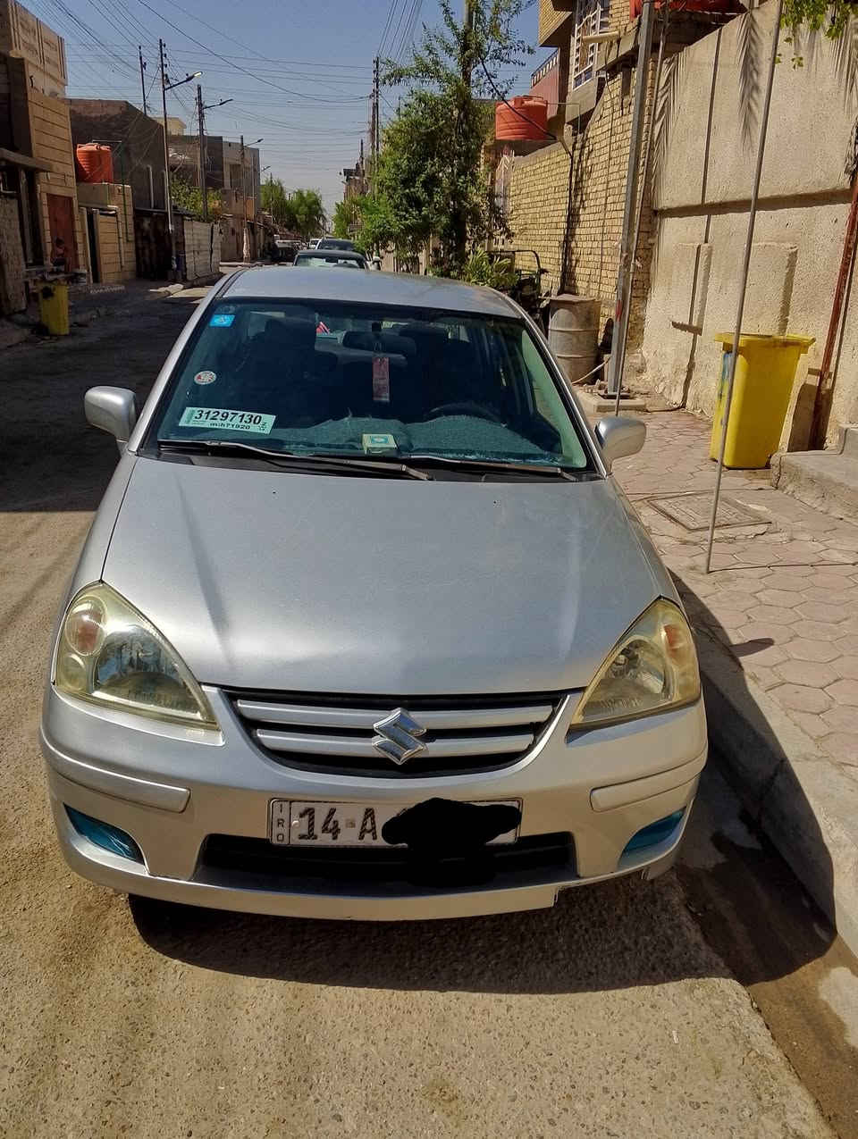 سلام عليكم سياره سازوكي نضيفه كلش او حلوه خير من الله حته تبريده شغال محرك خير من الله محرك بلادي دواخل او خوارج حلوه مصبوغه عام جمليه بس رعيه موجود بل بصره بل كزيزه رقم نكليزي سنويه ال 29 
عنوان كزيزه شارع العريض الرقم ***********
