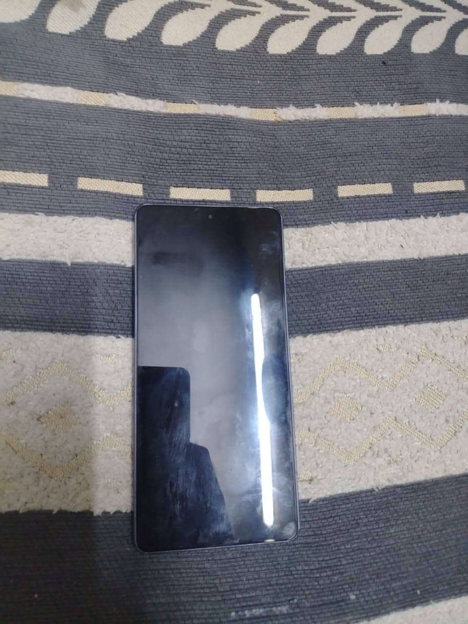 سلام عليكم مبايل POCO M 6 Pro ذاكرة 512 جهاز على بلاد ممبدل بي اي شي سعرة 300 نهايتة 250 قفل قفل   رقمي بي واتساب*********** المو شراي لا يدخل ويكسر بحلال الناس
