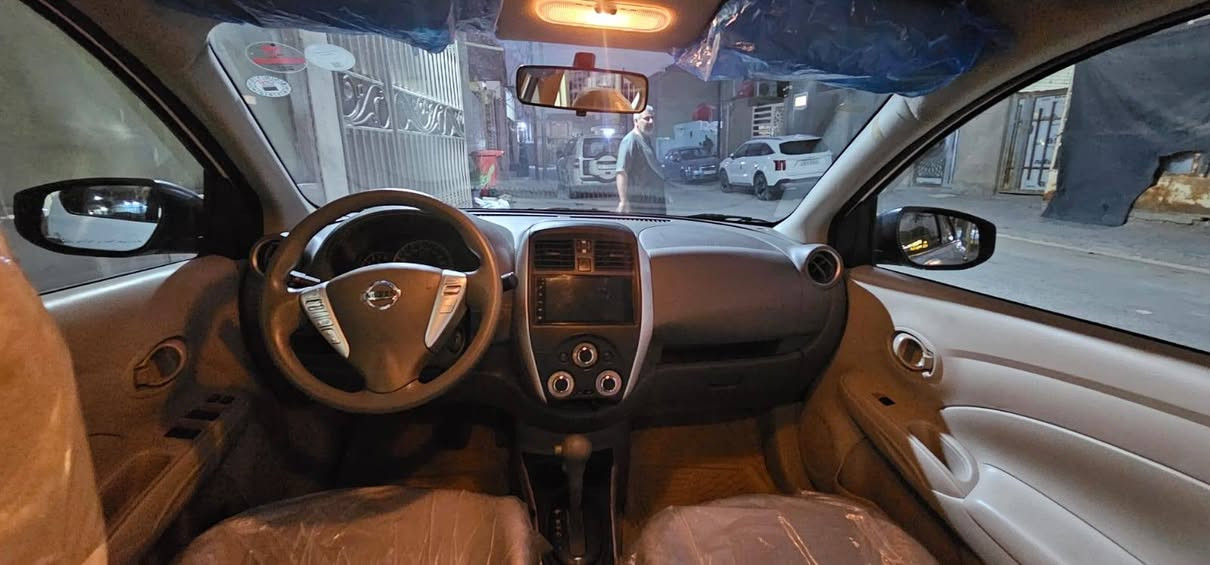 صني  اربيليه بسم شركة 
موديل٢٠٢٥ 
ماشيه ٤٥ 
نضيفه مال جناي 
 حساس خلفي 
تبريد قطعتين 
جام كهربائي 
تحكم ستيرن 
مانع انزلاق 
شاشه 
بيه بارد بسيط بخشم البنيد وركن الجاملغ

١١٤ وبيه مجال 
للتواصل ***********
 النجف الاشرف

نص مكتوب في الصور:
- Najaf, Iraq