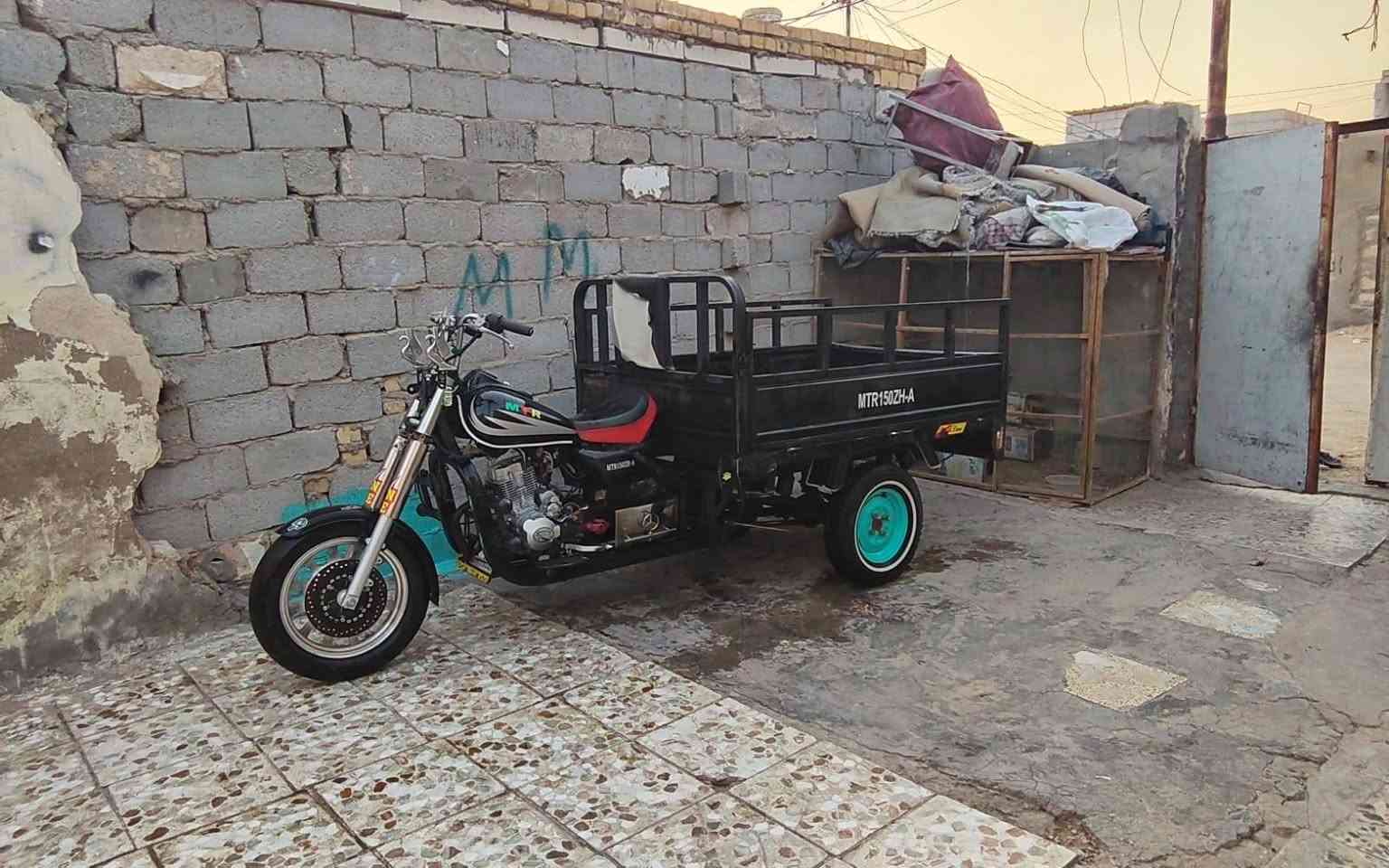 امتاير عشرين اوراق أصولي وكيلهه جبرين دراجه خير من الله مكفوله كفاله عامه شوفت عينك مليون 750 وبيهه مجال بصيط لشراي ***********
