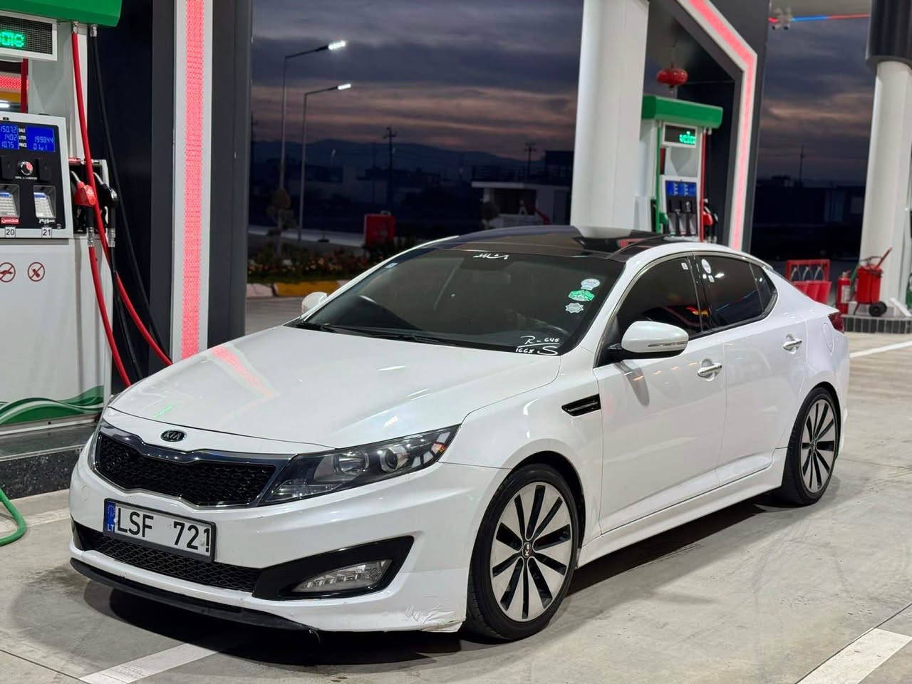 بەناوی خوای گەورە 2012 kia optima لێزەری دووبەی فوول فوول v4 turbo مەکینە مەرخوب بەتەعەمول بەو نۆرماڵە عادیانە کێشەی نیە  بەسمەیە بیلاد سەقف رەش پانۆراما کوش هیتەر  گێڕ تۆماتیک و عادی جایز و رێکو پێک هەیکەلی جوان سەقفی بەشەرت بیلاد ڕەش کۆد کراوە بیکە بە ناوی خۆتەوە *********** رانية, السليمانية

