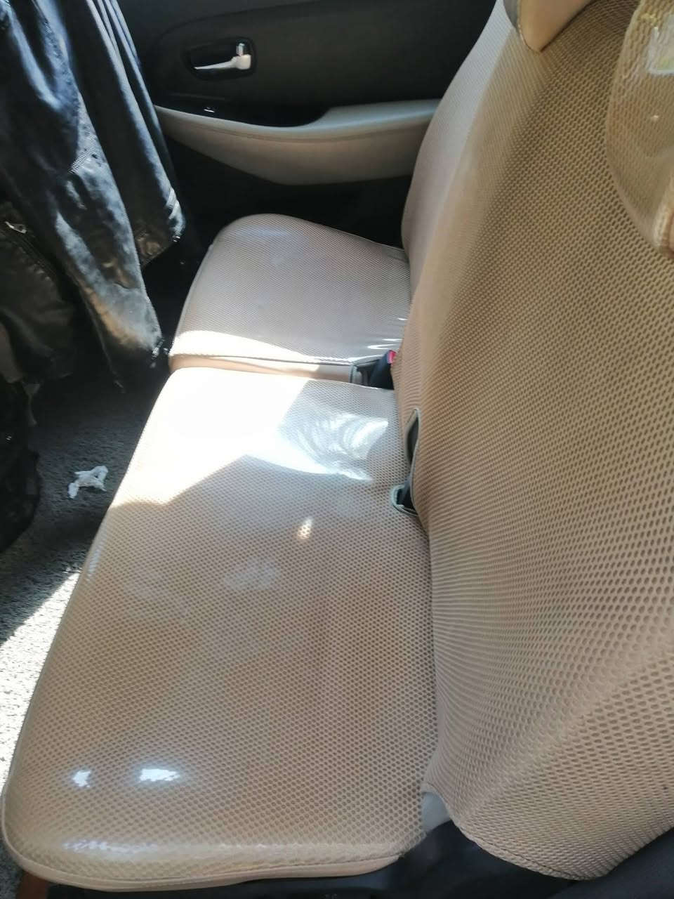 كيا كارنز موديل  ٢٠١٤ بغداد لدولي باسمي  7 راكب محرك 2000 دوش خليجيه مكفوله بيه تقشير قماره وبنيد بمكانات 
لجاملغ لخلفي بارد بنفس المكان بي كارت
  تدفئه تبريد حساسات  ستيرن  وحساس خلفي
 طخم تايرلايت كشاف
 السياره جاهزه من كل نقص العنوان بغداد قرب معمل غاز التاجي السعر ١٢٠ورقه ماشيه ١٦٢كيلو اكو مقطع فديوه موضح كلشي بيه رجاء الجاد بالشراء يتصل لا تواعد وتجي تنطي سعر مو سعره لسياره جاهزه ومابيه غير لملاحضات المذكوره وسعره معقول 
وتساب***********
