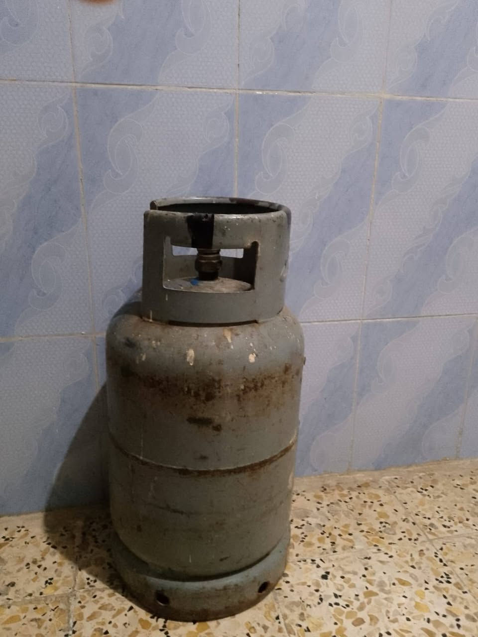 غراض مستعمله مستعجلين ع بيعتهن الشراي يتصل سعار مناسبه كلش ***********
