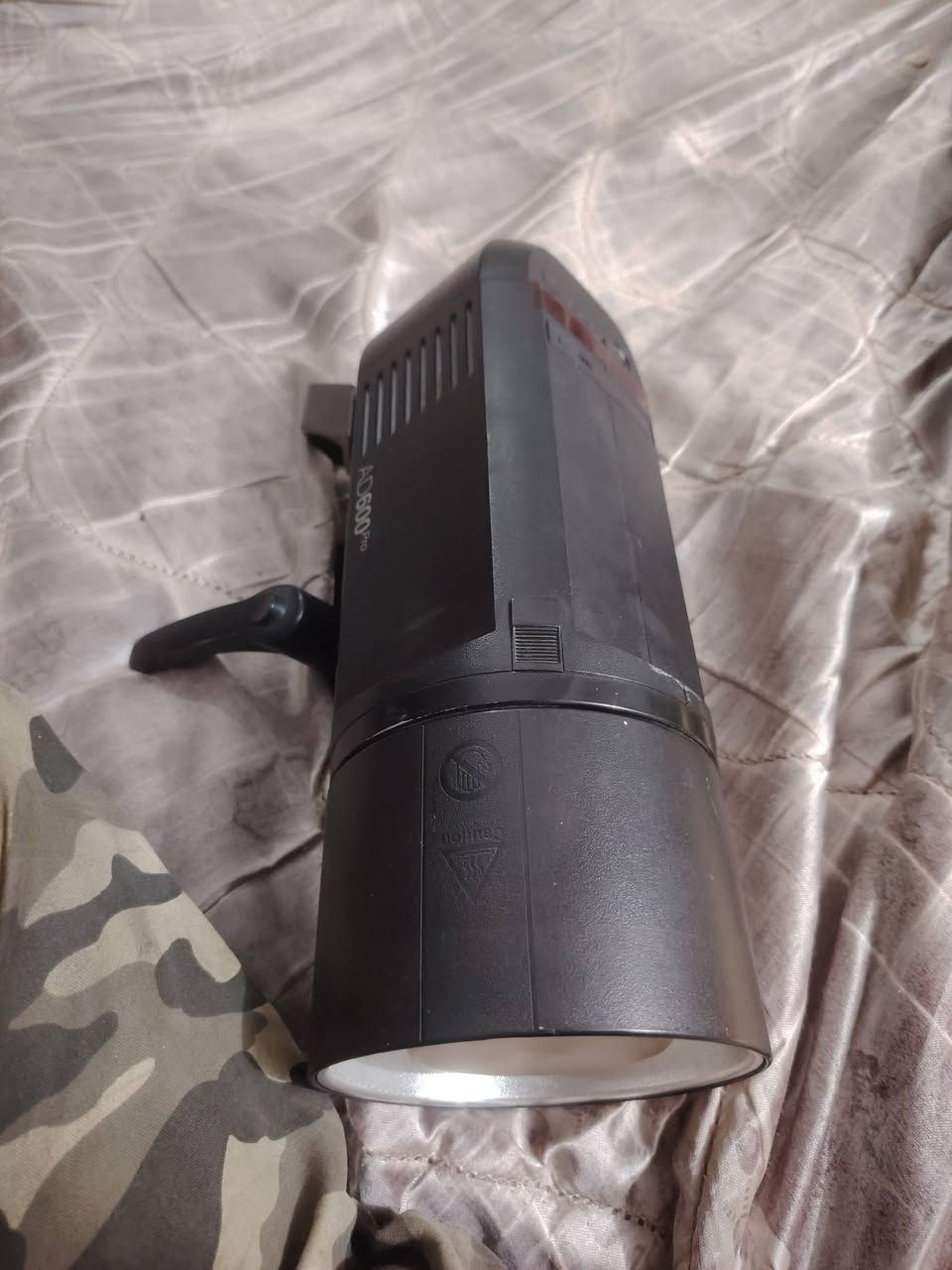 اضاءة ED600 bro
السلام عليكم للبيع اضاءة AD600 برو نضيفه كلش مابيه لا كسر ولا فطر وياه ملحقاتة كامله مكاني ناصرية مركز سعر 550 ستفسار اكثر ***********
