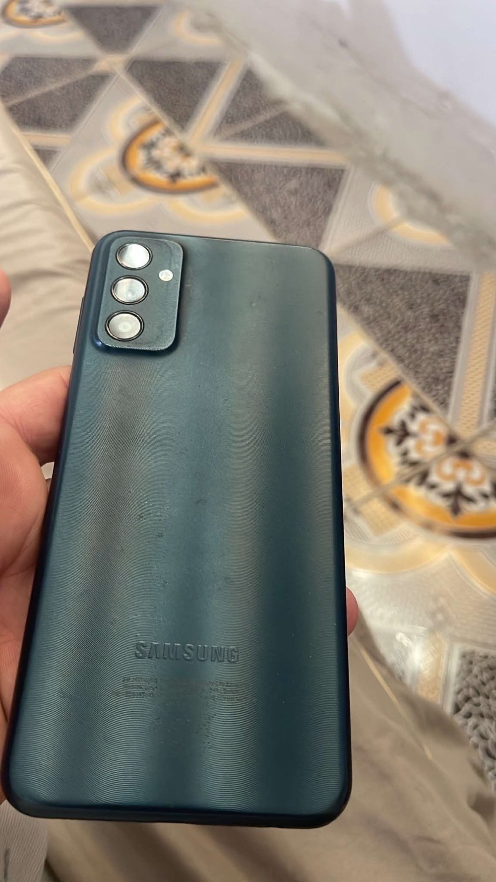 كلاكسي m13 للبيع ب100