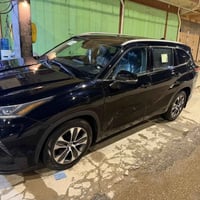 تويوتا هايلندر 2022 XLI   6سلندر. (3500)  جلد كراسي كهرباء  السياره  ر...