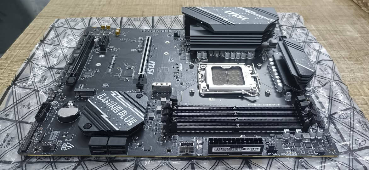 مذربورد MSI B650 • سوكيت AM5 • DDR5