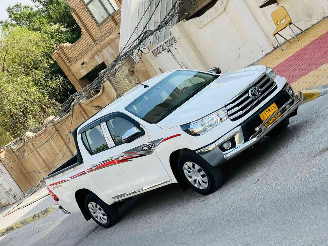 تيوته هايلوكس كويتي مديل 2021/ مكينه بانزين/كفاله عامه سعر 193 وبيه مجال للاستفسار الاتصال *********** مكفوله من صبغ وضربه وتبديل مواصفات كويتي تحكم ستيرن حساسات خلفيه مري شفط داخل صاج جكات بنيد  مكينه مامفتوحه مكينه وكير مكفولات حداديه جديدهه تخم تاير جديد تبريد شغال ثلج رقم اربيل سنويه لل 27 تحويل او وكاله سياره جديده وجاهزه وأي نقص مابيهه مكان سياره كربلاء كربلاء, العراق
