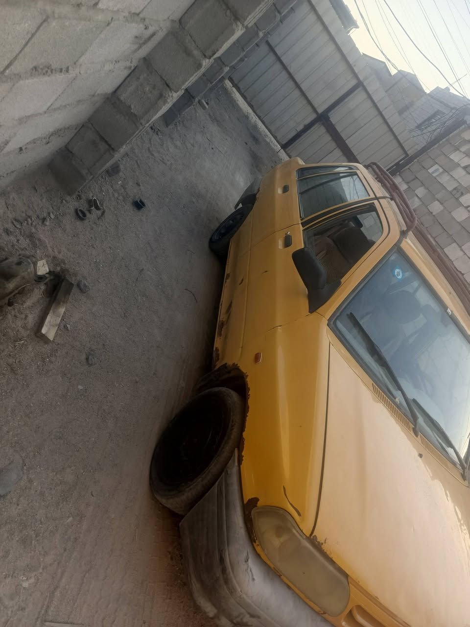 السلام عليكم سايبه للبيع ٢٠١٢ سيارة رقمها انكليزي المكان بصرة ابي الخصيب السعر ١٥ وبيها مجال الاستفسار ع هاذ الرقم ***********
