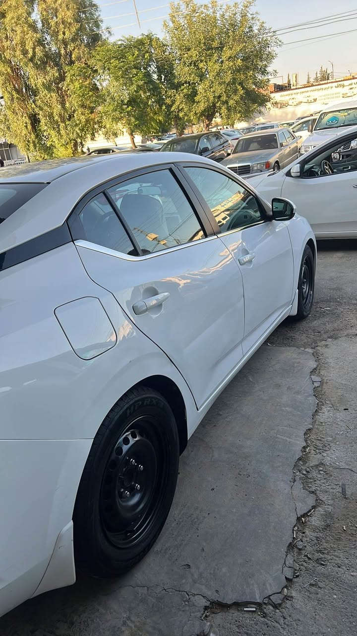 nissan sentra 2021 S
 گێڕو مەکینەوە تەقەو ڕەقەی کامل بەشەرت
ڕۆنی گێڕو مەکینەی تازە گۆڕاوە 
کامل سێرڤس کراوە
پێشی کەپسە
ئێرباگ کامل بەشەرتی بیلادی
بەسمەو تەحدید سرعەو ڕادارو خەتی جادە و ئاوێنە ڕادارو ئۆتۆ ستۆپ
رەسمی حادیسە و سۆنەریم داناوە
٥۸ هەزار کیلۆمەتر ڕۆشتوە
سنوق بۆیاخەو پەڵەیە کارت بە چەمەلەخی دواوەیە
سەیارەکە زۆر تازەو جوان ماوەتەوەو ماڵی دۆستە
سیعری ۱۲۷$ مەجالێک برایانە
سەنەوی تازەیە تا 2028
***********
*********** السليمانية, العراق
