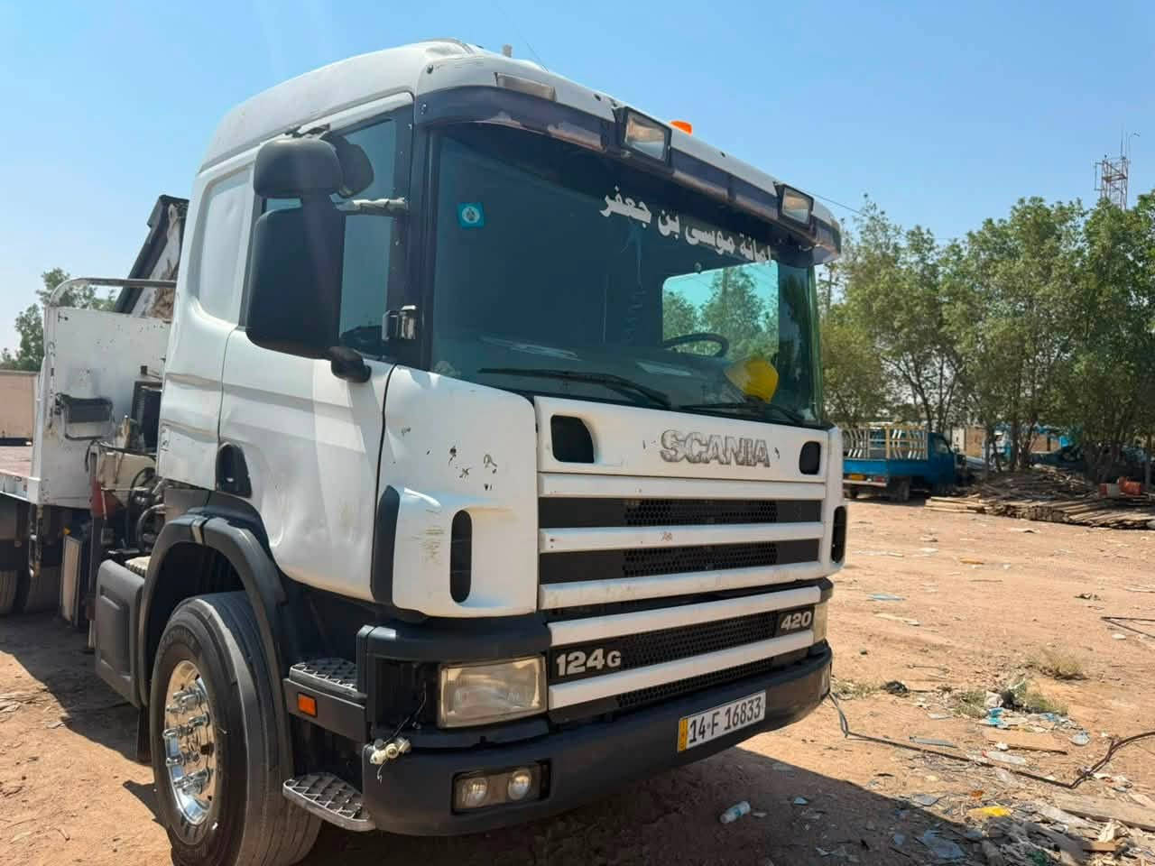 سكانيا كرين مديل 2001 كرين 13 طن رقم نكليزي مسجله كرين ب سمي شاصي مبطن كير 4*4 كفاله عامه السياره *********** مكاني نجف السعر 350 وبيه مجال
