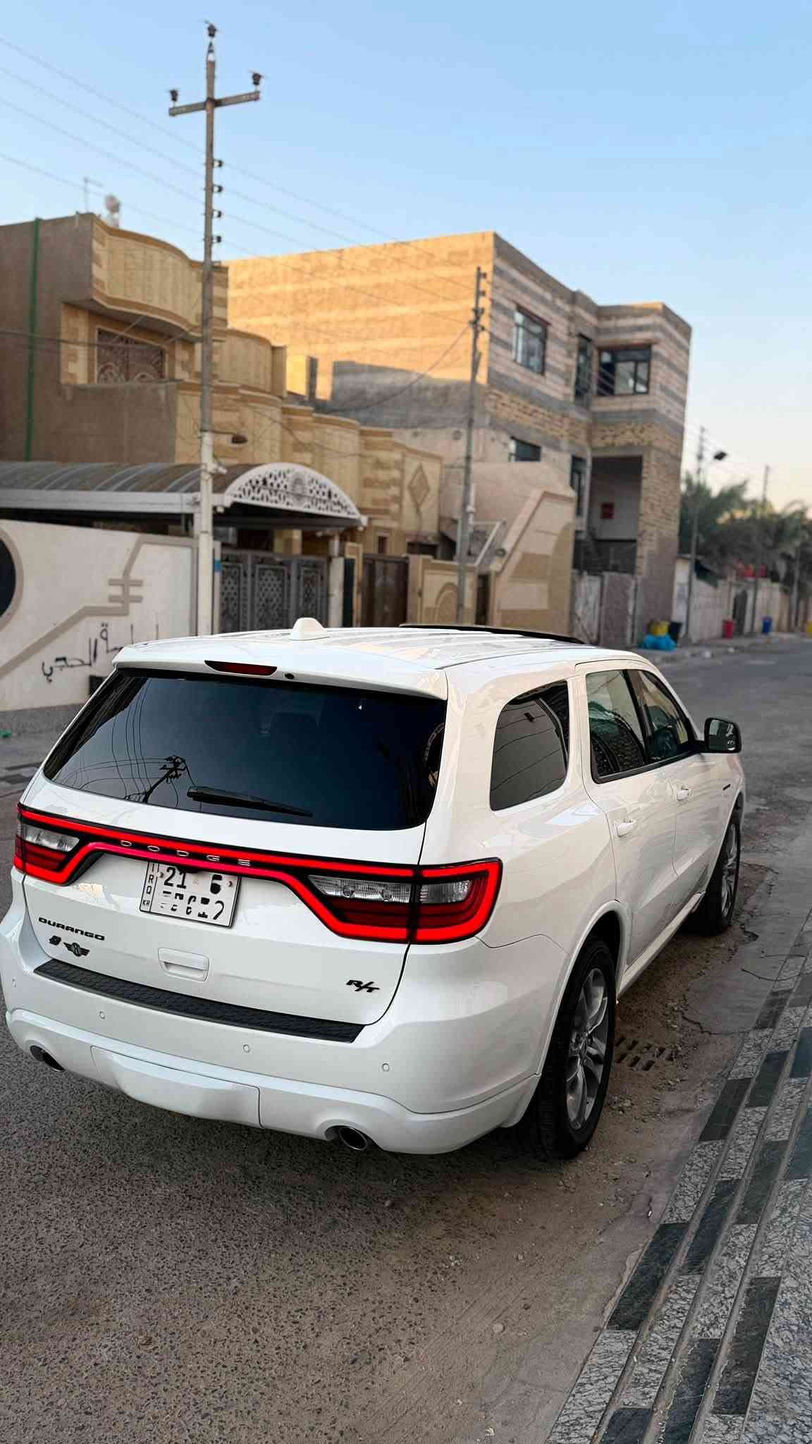السلام عليكم دوج دورنكو موديل 2020 وكاله هارلم كندي كلين تايتل هزه ورقم سليمانيه الجديد R/T ماكس فول مواصفات فتحه كشنات جلد احمر تدفئه تبريد ستيرن كهرباء حساس امامي خلفي جانبي رادار امامي خزن ميموري باب خلفي كهرباء 3 شاشات تشغيل عن بعد 
كفاله ضربه وتبديل وصبغ وبارد حته الدعاميات مكينه وكير كله كفاله ماشيه 70 
جديده السياره. 
العنوان: بصره 
رقم الموبايل: ***********
