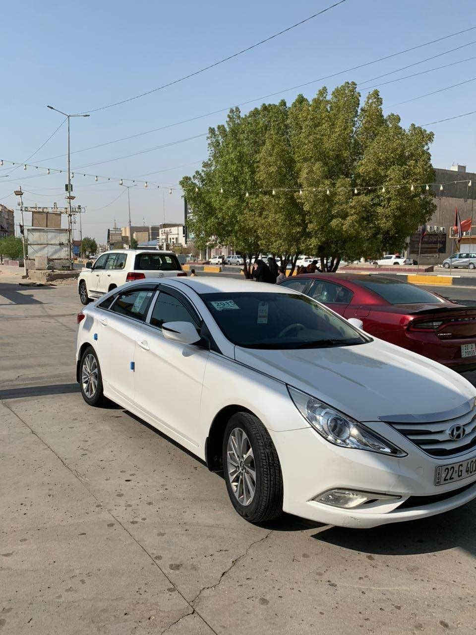 السلام عليكم هونداي سوناته مديل 2015 وارد خليجي مكينه 2400 دوش ما مفتوحه تبريد قطعتين خلفي شفتات استيرن كأمره كشنات متحرك السياره مكفوله من الضربه ومن الصبغ ما عده بارد في باب السايق بسيط السياره جديده على وضع الشركه رقم اربيل الجديد اتريد تحويل اتريد وكاله للاستفسار اتصل على *********** البصرة, العراق
