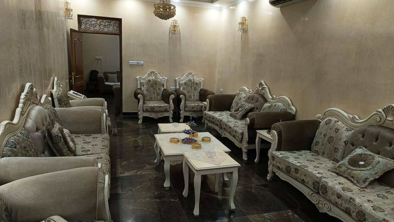تخم ونص  تركي زان درجة اولى عدد ١٥ نفر   مع الطبلات السعر مليون ونص المكان المنصور الرقم ***********

