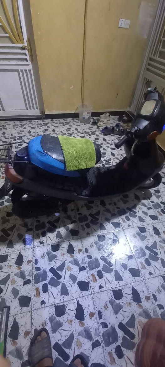 رقم ***********
سلام عليكم دراجه بطه نضيفه ما مفتوحه موديل 2003  جاهزه اشاير سلف هورن سعر 300 بيه مجال مكان حر حي زهراء
