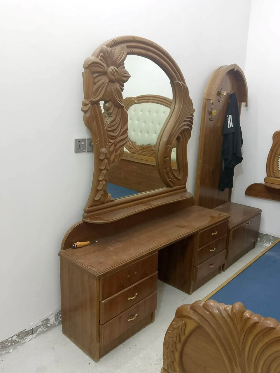 غرفه خشب صاج عراقي ثقيل
السعر ٦٥٠ وبيها مجال
الموصل سهل نينوى
الشراي يجي خاص
***********
