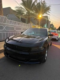 جارجر SXT • ١٤١ الف ميل • محرك ٣٦٠٠