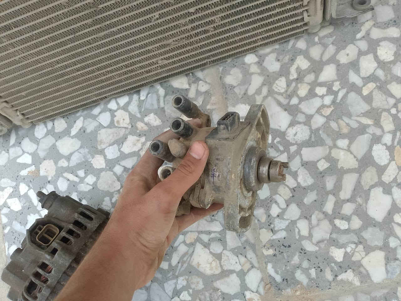 قطع غيار • سلف • داينمو
